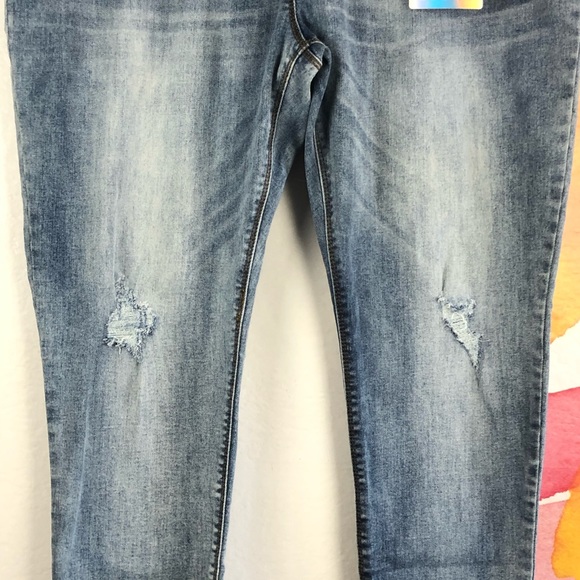 OMG Skinny Distressed Jeans - Picture 4 of 7